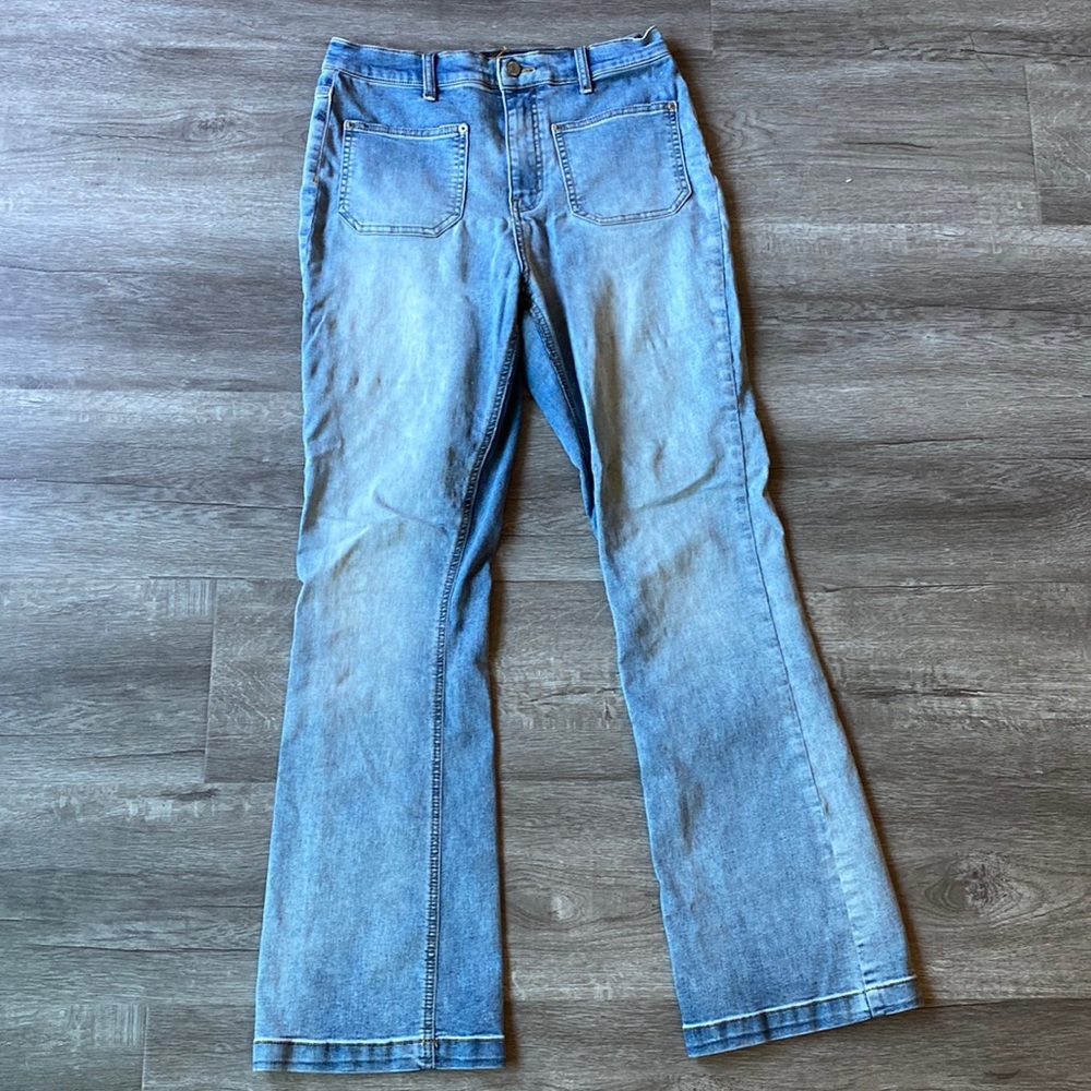 Flare BDG Jeans